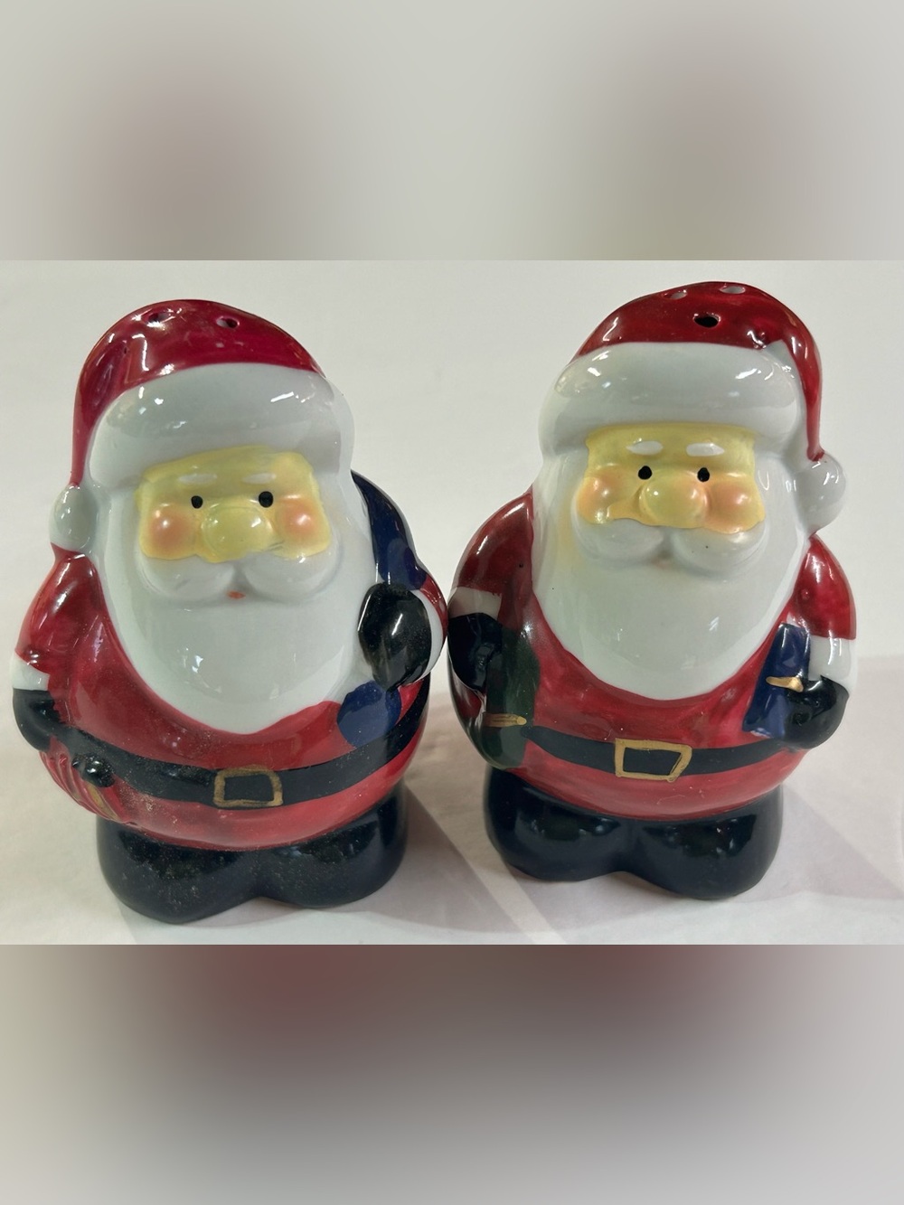 Salt & Pepper Shakers Porcelain Christmas Santa Claus Christmas
